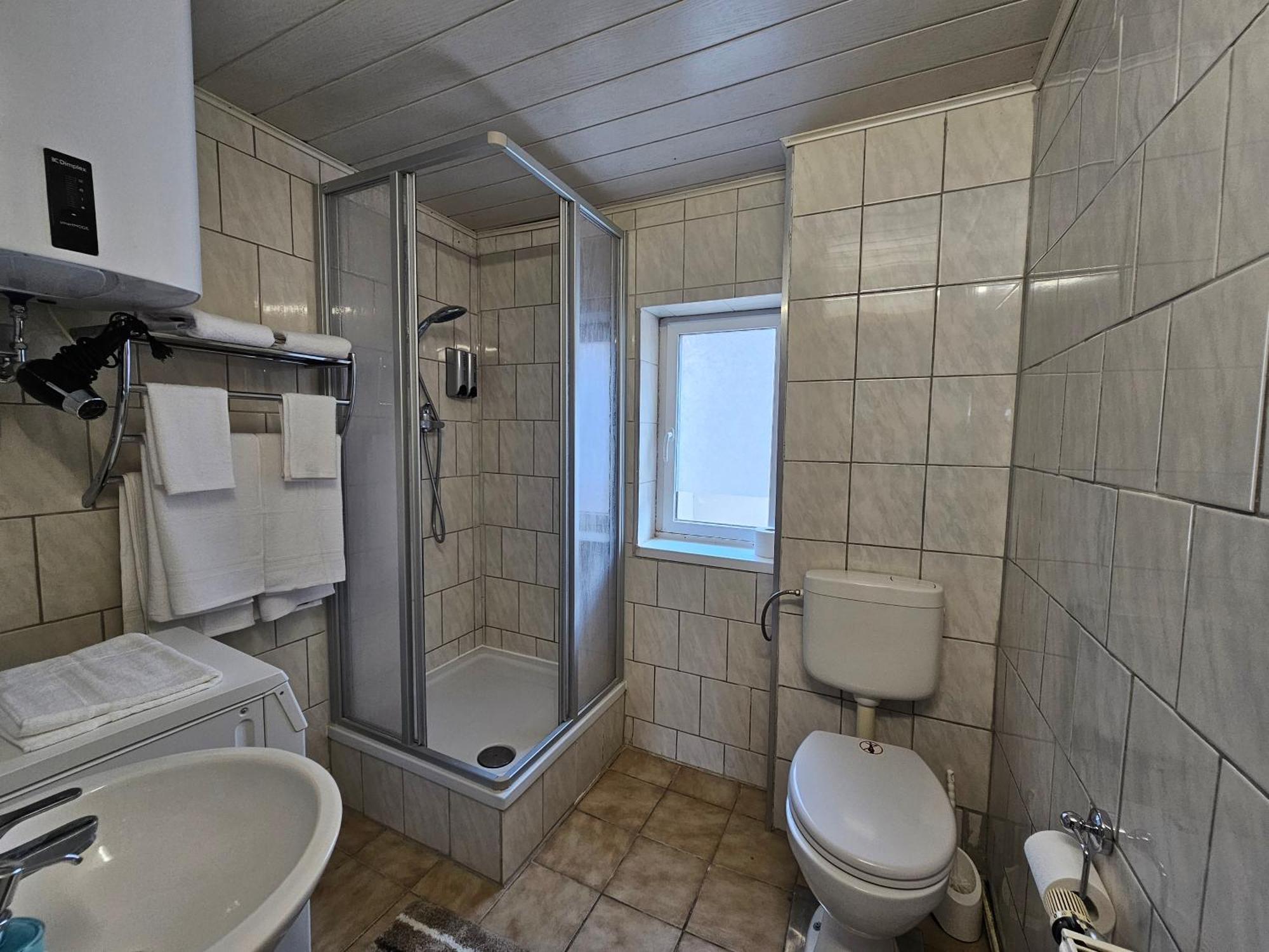 Ferienwohnung In Stadtroda Exterior foto